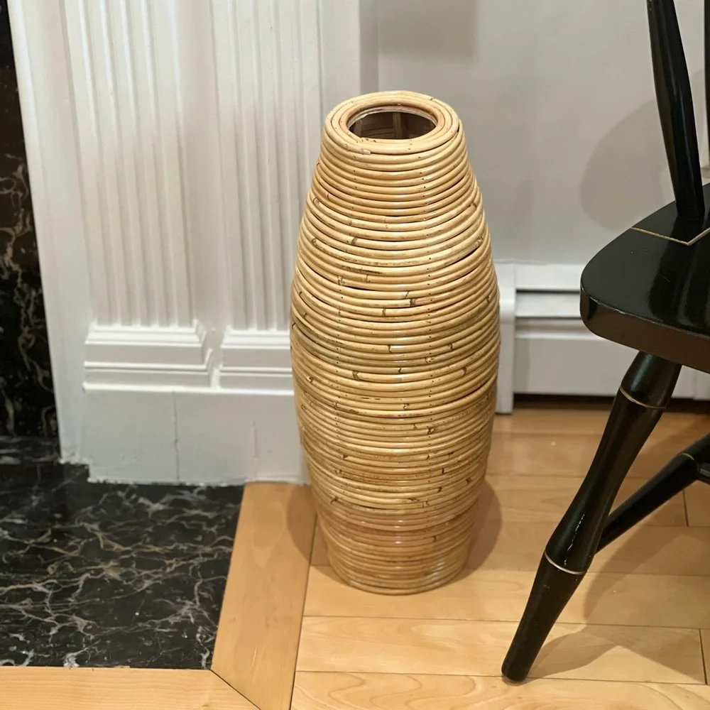 BOGO 50% OFF the second one Natural Indonesian rattan vase - Picture 3 of 14